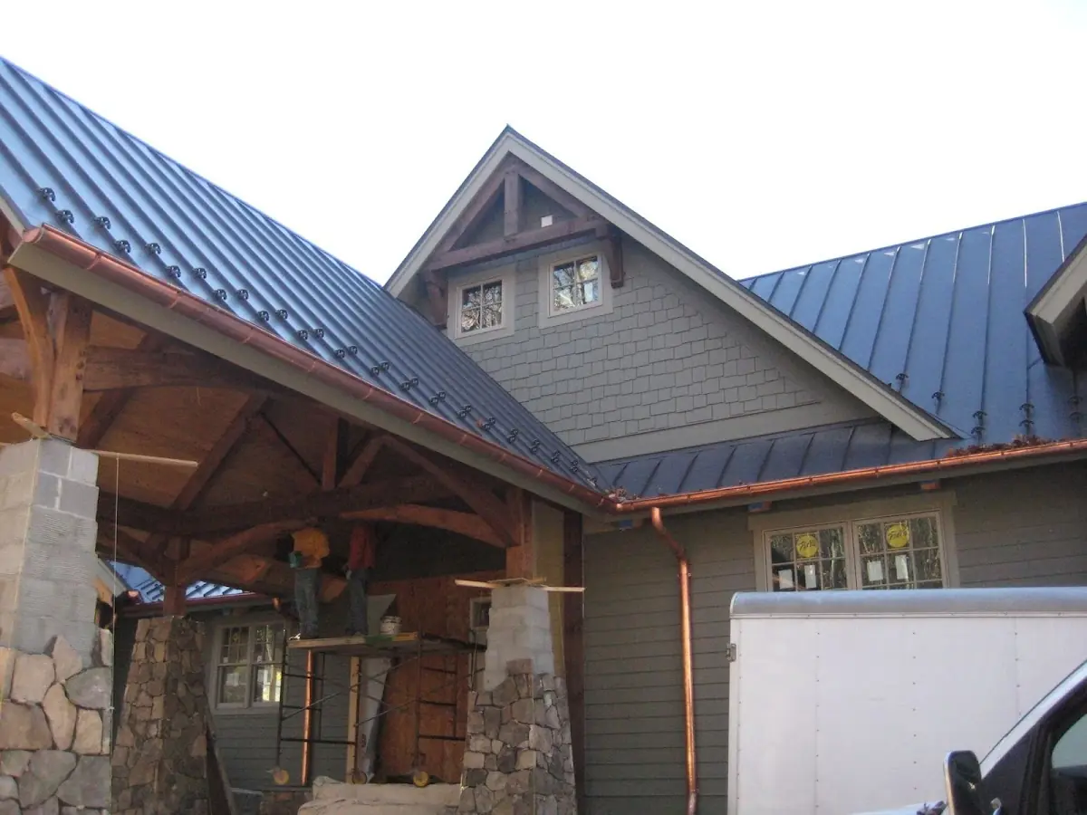 Craftsman Roofing team delivering quality roofing work in North Broadway
